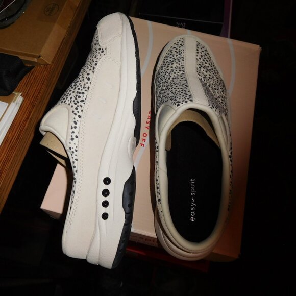 NEW 9.5M EaSY SPIRIT TRAVEL TIME CLOGS LIGHT NATURAL POLKA DOT - Picture 7 of 10